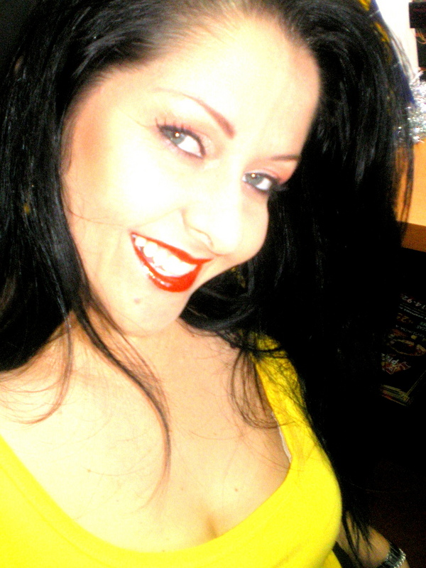 Date this good-looking Brazil girl Ldica from Curitiba BR2611