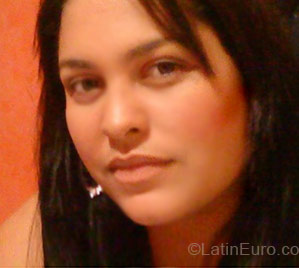 Date this exotic Colombia girl Euiscoma from Barranquilla CO3445