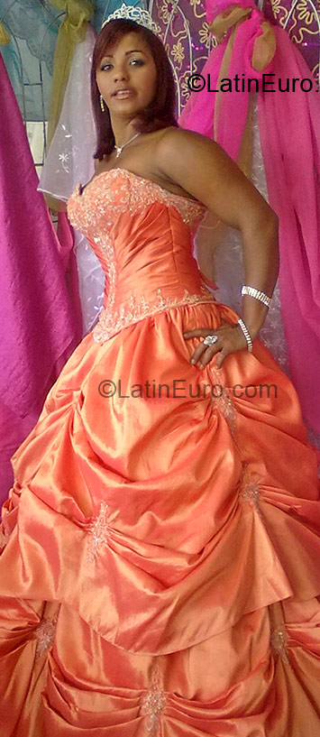 Date this exotic Dominican Republic girl Johanny from Puerto Plata DO3818