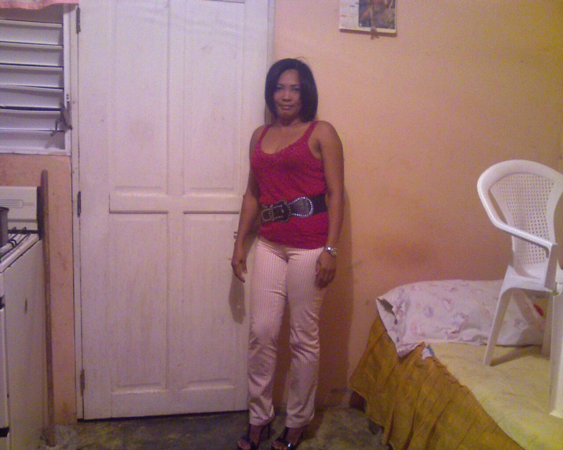 Date this hard body Dominican Republic girl Altagracia from Santiago DO3828