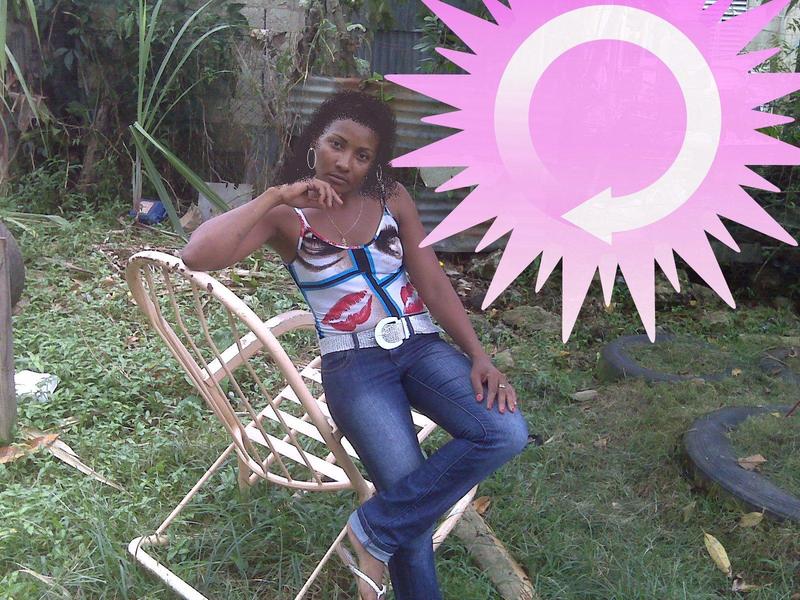 Date this young Dominican Republic girl Olga-lishotmail from Santo Domingo LR12