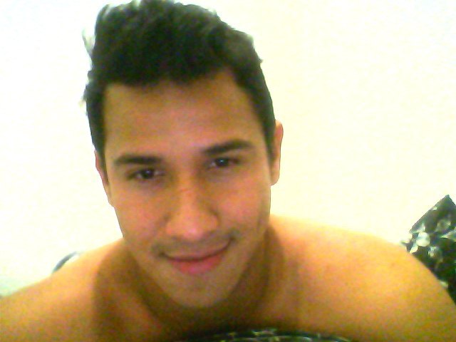 Date this georgeous Brazil man Henrique from SÃ£o Paulo BR2722