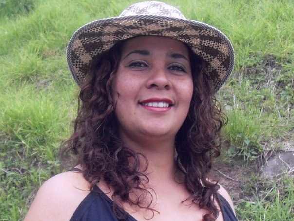 Date this athletic Colombia girl Catalina from Cartagna CO3651