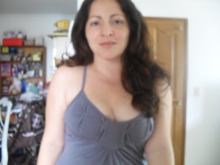 Date this delightful Colombia girl Carolina Lanche from Barranquilla CO3661