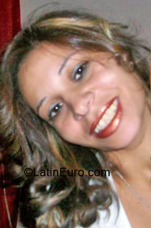 Date this cute Brazil girl Evaneide from Brasilia BR4682