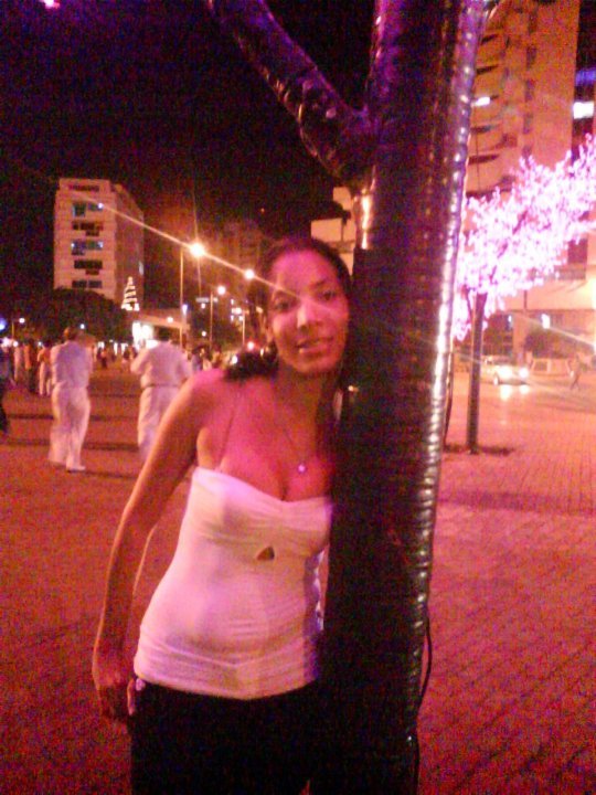 Date this voluptuous Colombia girl Maria del pilar from Valledupar CO3727