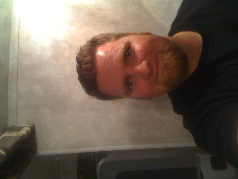 Date this stunning United States man Hap from Seattle US5825