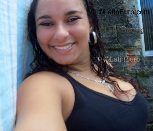 Date this athletic Brazil girl Dayana from Recife BR2846