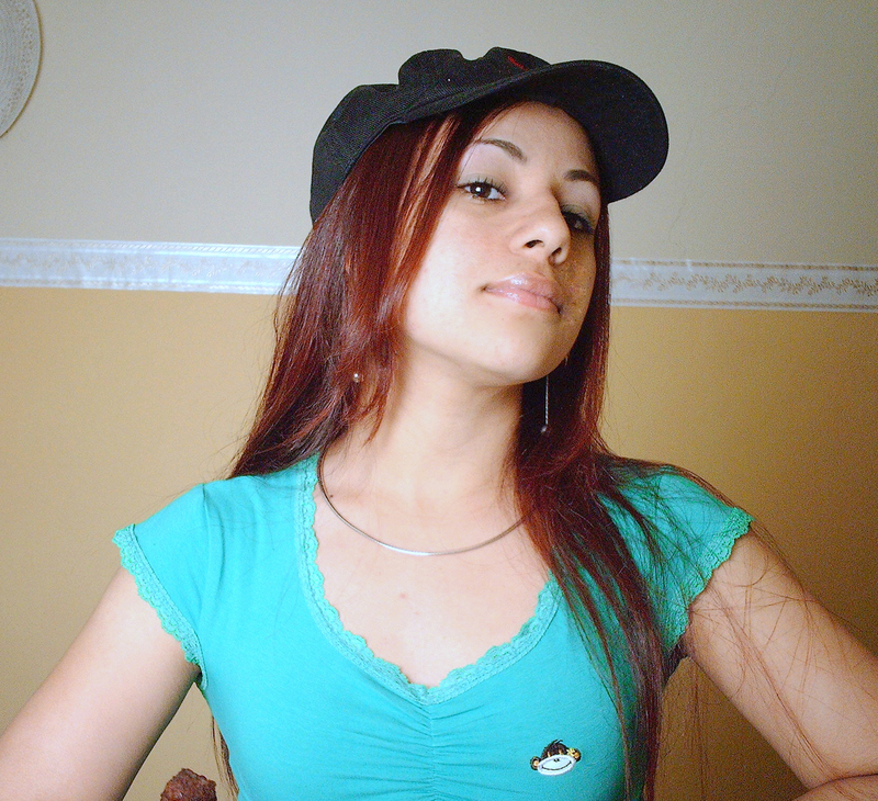 Date this sultry Dominican Republic girl Fina from Duarte DO4065