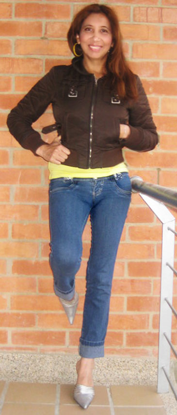 Date this cute Colombia girl ZORAYXX from Bogota CO3936