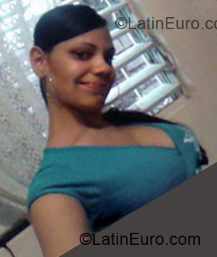 Date this passionate Dominican Republic girl Carolina from Santo Domingo DO4137