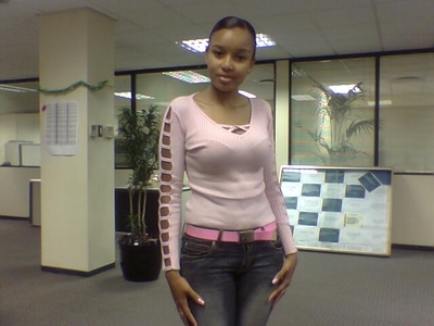 Date this hot Cote D'Ivoire girl Vinay from Abidjan CI16