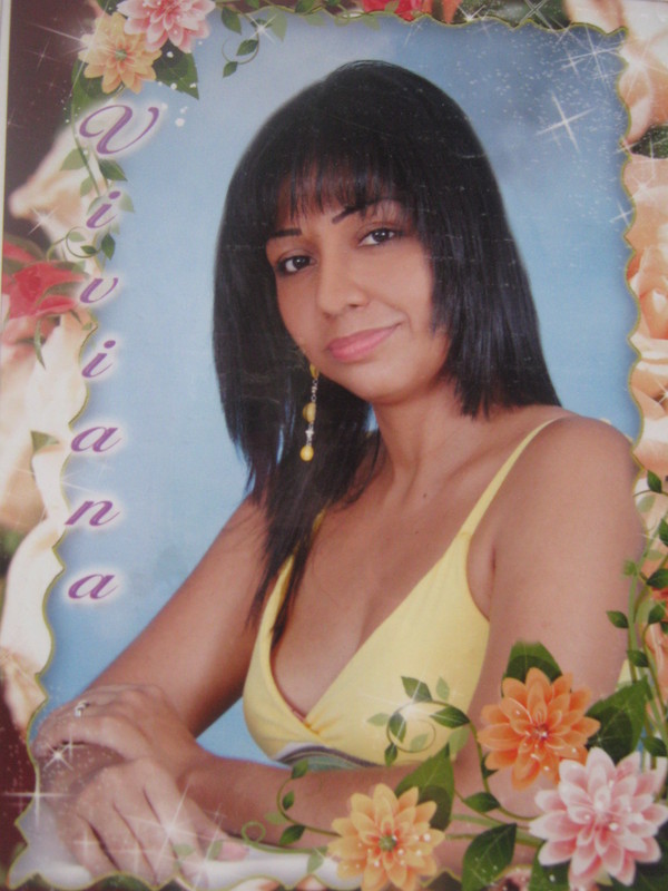 Date this fun Colombia girl Viviana florian from Saldaña CO4176