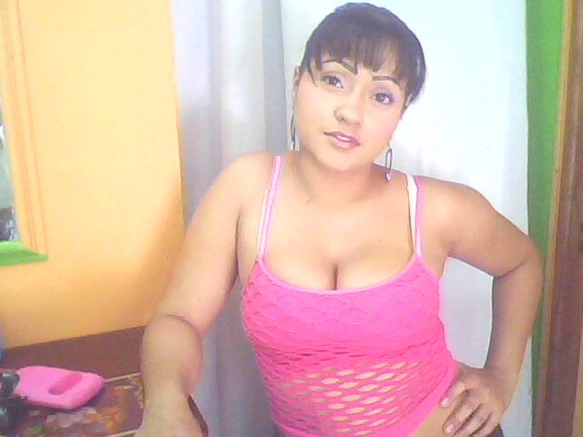 Date this attractive Colombia girl Yennifer from Medellin CO4191