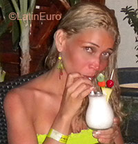 Date this nice looking Colombia girl Fedra Margarita from Barranquilla CO8065