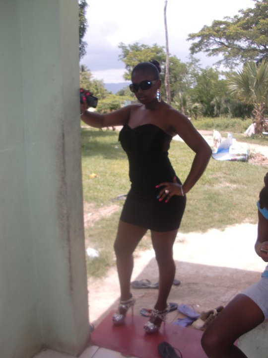 Date this funny Jamaica girl JM89 from  JM89