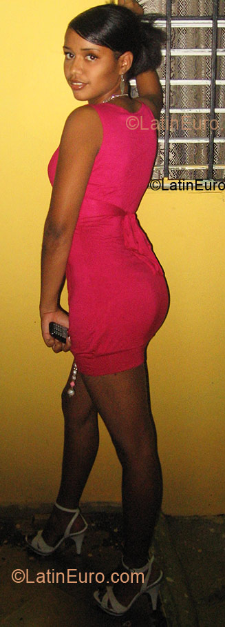 Date this good-looking Dominican Republic girl Ana Gabriela from Santo Domingo DO4314