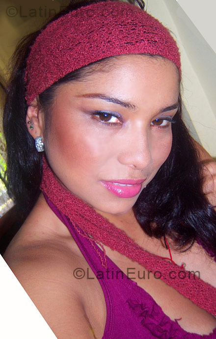 Date this stunning Colombia girl Ednita from Pereira CO4280