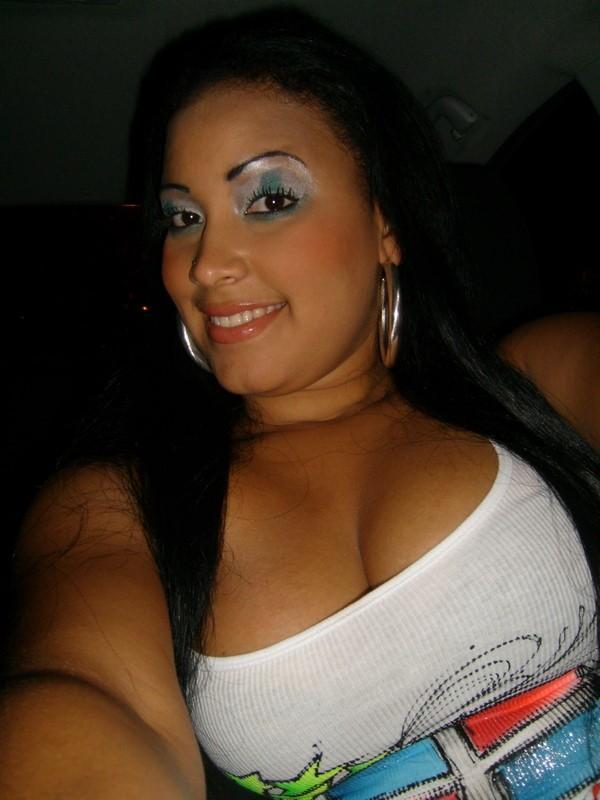 Date this athletic Dominican Republic girl Miss from Santiago DO4382