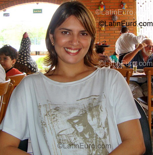 Date this tall Brazil girl Raquel from Teresina BR5052
