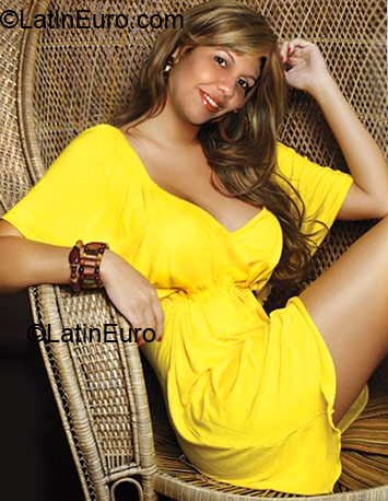 Date this attractive Brazil girl Joelita from Cruzeiro Do Sul BR3923