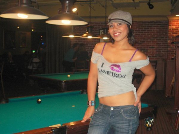 Date this foxy Colombia girl Carolina from Monteria CO4342