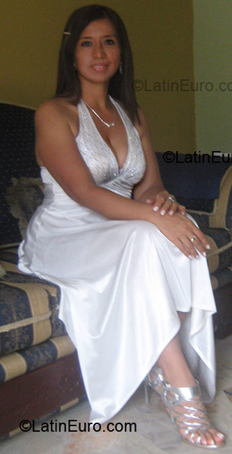 Date this hot Colombia girl Martha from Bucaramanga CO4362