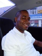 Date this young United States man IPREFEREUROS from Bronx US6267