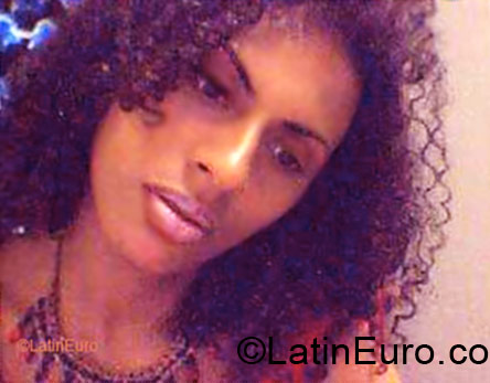 Date this happy Brazil girl Andreia from Santo Amaro BR3924