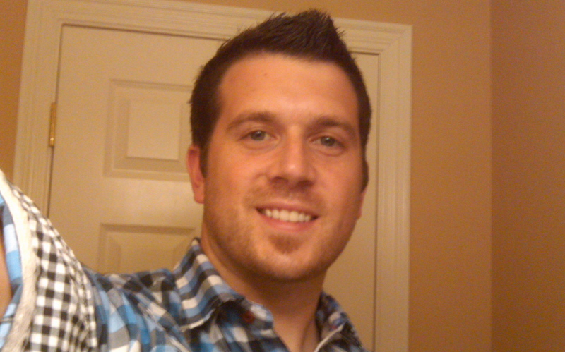 Date this gorgeous United States man Stewart from Columbus US6425