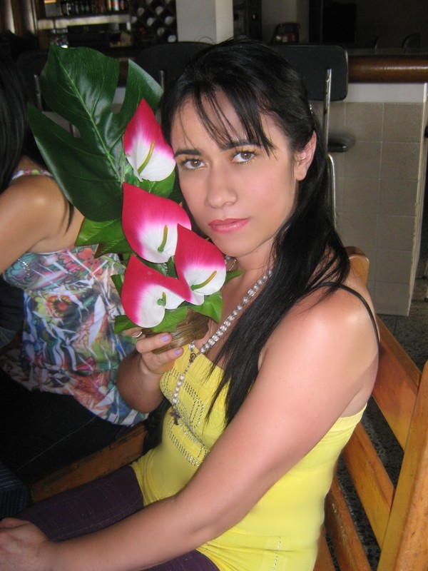 Date this gorgeous Colombia girl Patricia from Medellin CO4475