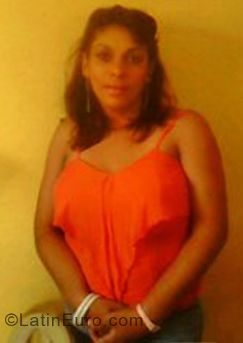 Date this foxy Dominican Republic girl Katty vargas from Santiago DO4620