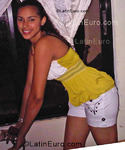 attractive Dominican Republic girl Yanilsa from  DO4623