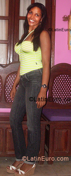 Date this nice looking Brazil girl Daniela from Imperatriz BR6097