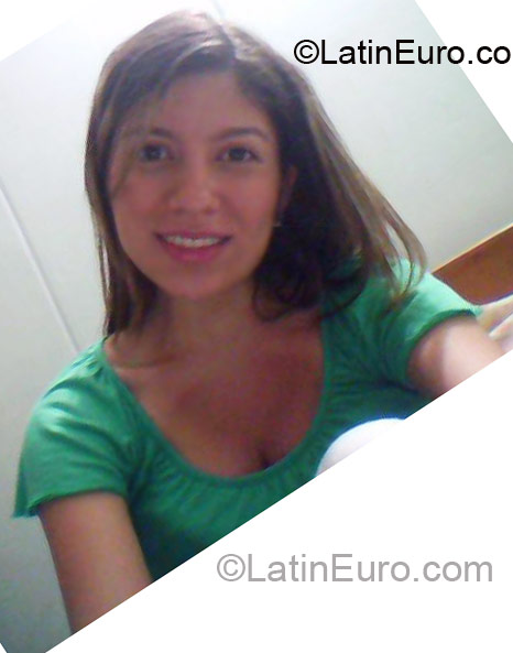Date this hot Colombia girl ANGELICA from Cali CO4524