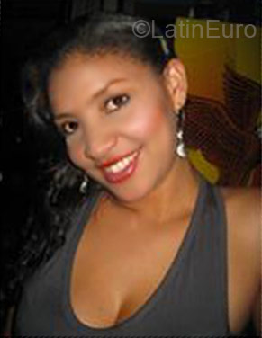 Date this foxy Colombia girl Elisabeth from Medellin CO4547