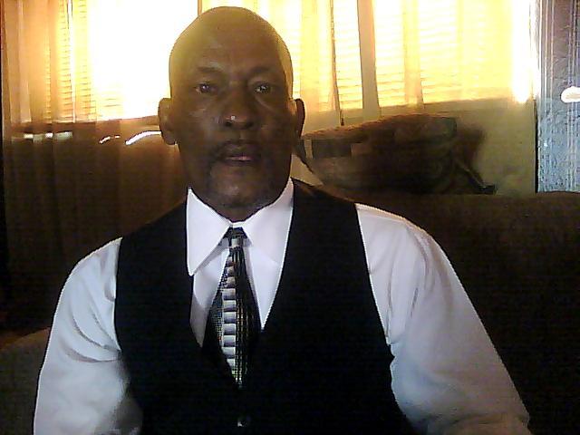 Date this tall United States man Carl1958 from odessa US6635