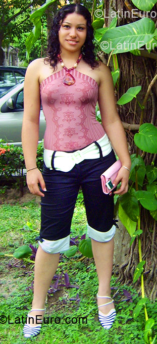 Date this pretty Mexico girl Ana Laura from Monterrey MX173