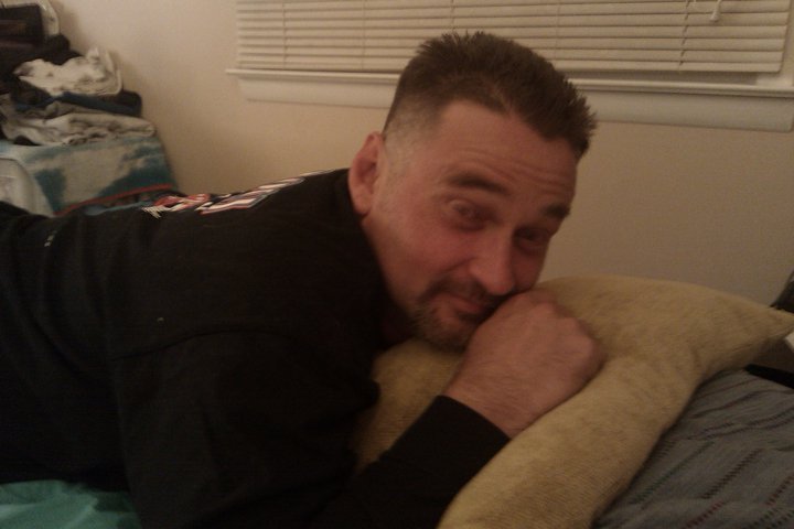 Date this hard body United States man Genexx from Dalecity US6797