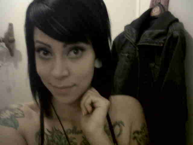 Date this lovely United States girl Limny from San Diego US6897