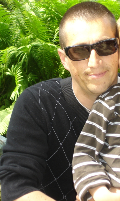 Date this athletic Belgium man Erik from Antwerpen BE51