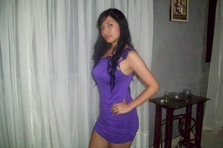 Date this attractive Colombia girl Yessica from Single CO4810