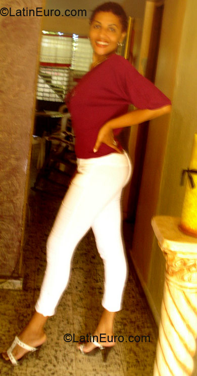 Date this gorgeous Dominican Republic girl Corazon from San Cristobal DO4946