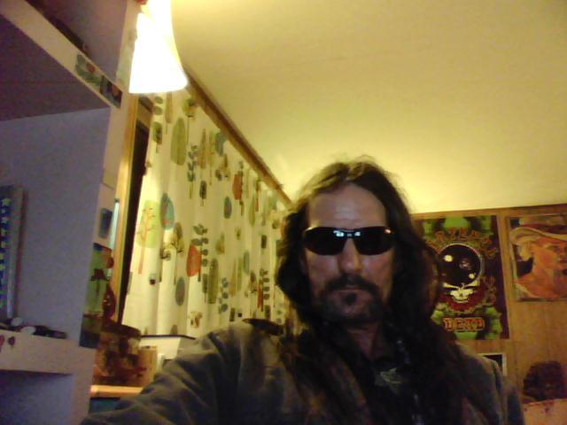 Date this lovely United States man Johnnypleazu from TILLAMOOK US7229