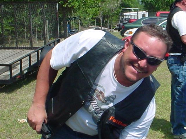 Date this hard body United States man Jfq890 from Corunna US7271