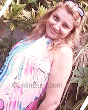 Date this gorgeous Brazil girl Cristiane Maria from Rio De Janeiro BR3538