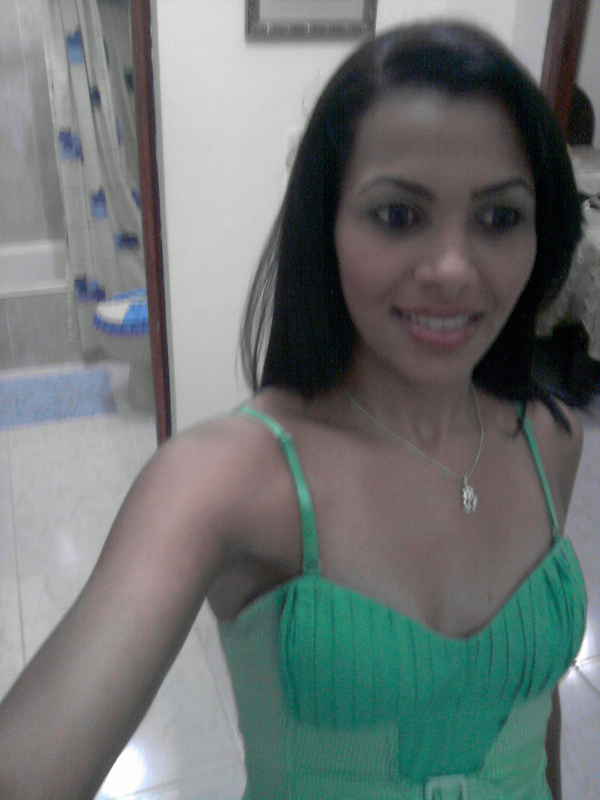 Date this nice looking Dominican Republic girl Tania from Santiago De Los Caballero DO4995