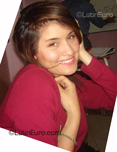 Date this fun Colombia girl Flor from Bogota CO4919