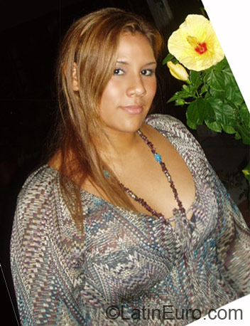 Date this charming Colombia girl Natalia from Cali CO4921