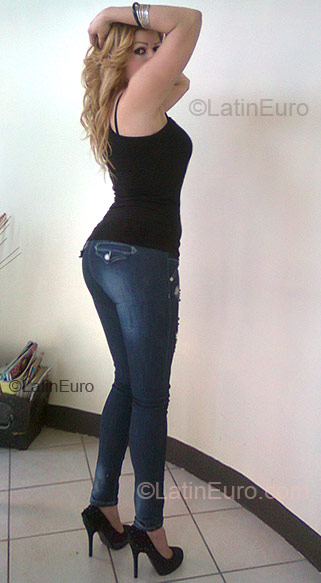 Date this fun Mexico girl Yuridia from Tijuana MX197